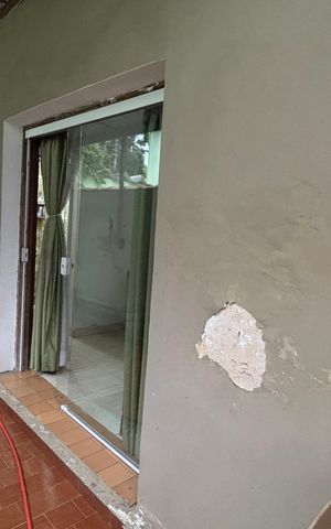Casa à venda com 320m², 3 quartos e 2 vagas Casa à venda com 320m², 3 quartos e 2 vagasVaranda da Suíte