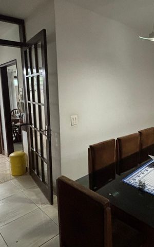 Casa à venda com 320m², 3 quartos e 2 vagas Casa à venda com 320m², 3 quartos e 2 vagasSala de Jantar