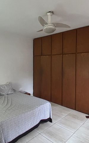 Casa à venda com 320m², 3 quartos e 2 vagas Casa à venda com 320m², 3 quartos e 2 vagasQuarto 1