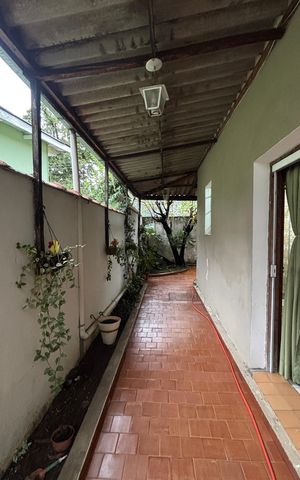 Casa à venda com 320m², 3 quartos e 2 vagas Casa à venda com 320m², 3 quartos e 2 vagasCorredor