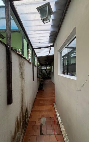 Casa à venda com 320m², 3 quartos e 2 vagas Casa à venda com 320m², 3 quartos e 2 vagasCorredor
