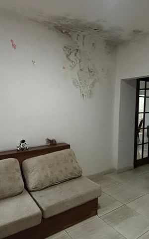 Casa à venda com 320m², 3 quartos e 2 vagas Casa à venda com 320m², 3 quartos e 2 vagasSala de Tv