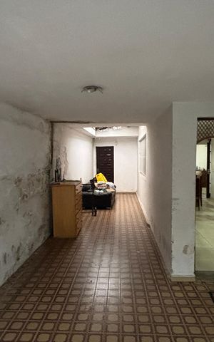 Casa à venda com 320m², 3 quartos e 2 vagas Casa à venda com 320m², 3 quartos e 2 vagasGaragem