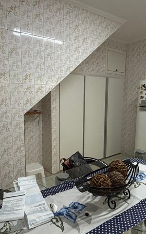 Casa à venda com 320m², 3 quartos e 2 vagas Casa à venda com 320m², 3 quartos e 2 vagasCozinha