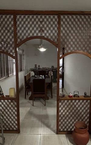 Casa à venda com 320m², 3 quartos e 2 vagas Casa à venda com 320m², 3 quartos e 2 vagasSala 1