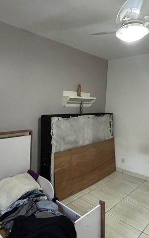 Casa à venda com 320m², 3 quartos e 2 vagas Casa à venda com 320m², 3 quartos e 2 vagasQuarto 2