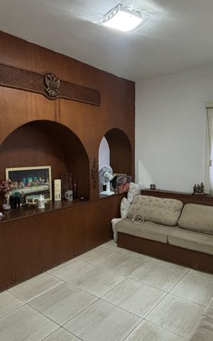 Casa à venda com 320m², 3 quartos e 2 vagas Casa à venda com 320m², 3 quartos e 2 vagasSala de Tv