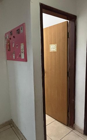 Casa à venda com 320m², 3 quartos e 2 vagas Casa à venda com 320m², 3 quartos e 2 vagasCorredor