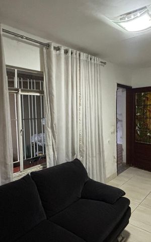 Casa à venda com 320m², 3 quartos e 2 vagas Casa à venda com 320m², 3 quartos e 2 vagasSala 1