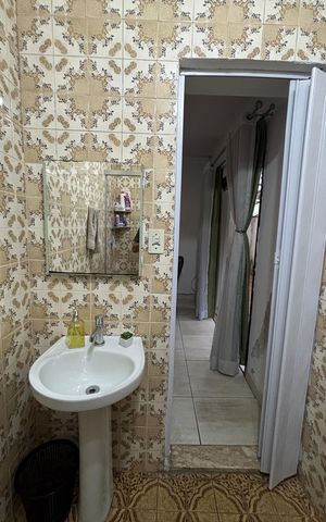 Casa à venda com 320m², 3 quartos e 2 vagas Casa à venda com 320m², 3 quartos e 2 vagasBanheiro da Suíte