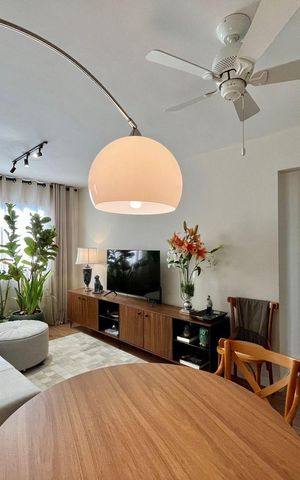 Apartamento para alugar com 70m², 2 quartos e 1 vaga Apartamento para alugar com 70m², 2 quartos e 1 vagaSala