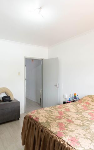 Casa à venda com 242m², 4 quartos e 3 vagas
