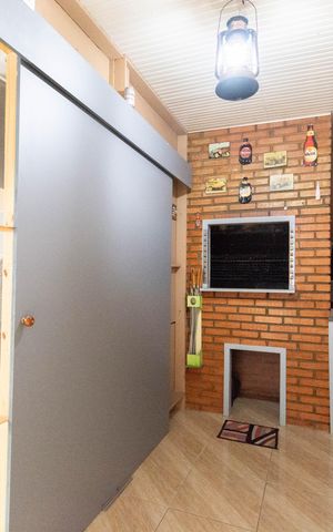Casa à venda com 242m², 4 quartos e 3 vagas