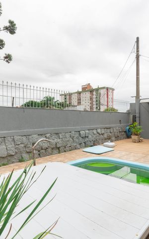 Casa à venda com 242m², 4 quartos e 3 vagas
