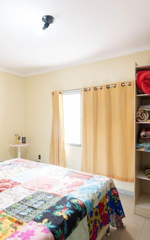 Casa à venda com 242m², 4 quartos e 3 vagas