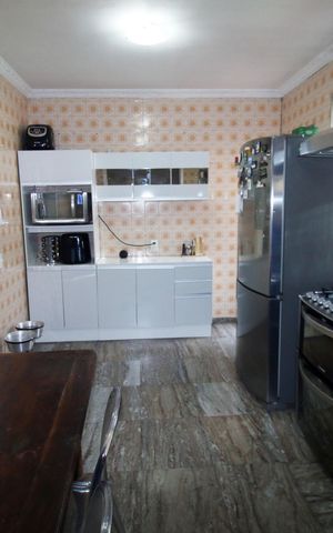 Casa à venda com 240m², 4 quartos e 3 vagasCozinha