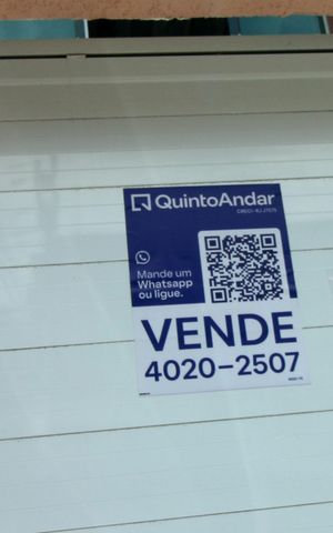 Casa à venda com 240m², 4 quartos e 3 vagasPlaca