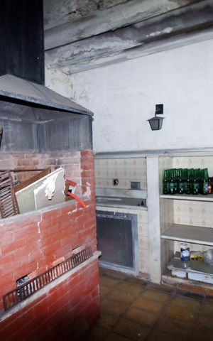 Casa à venda com 240m², 4 quartos e 3 vagasChurrasqueira