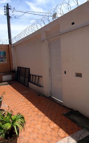 Casa à venda com 240m², 4 quartos e 3 vagasQuintal - Frente