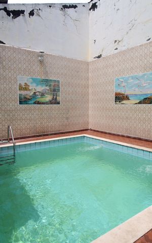 Casa à venda com 240m², 4 quartos e 3 vagasPiscina