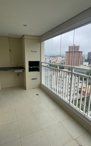Apartamento à venda com 84m², 3 quartos e 2 vagas Apartamento à venda com 84m², 3 quartos e 2 vagasVaranda