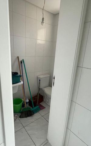 Apartamento à venda com 84m², 3 quartos e 2 vagas Apartamento à venda com 84m², 3 quartos e 2 vagasÁrea de serviço