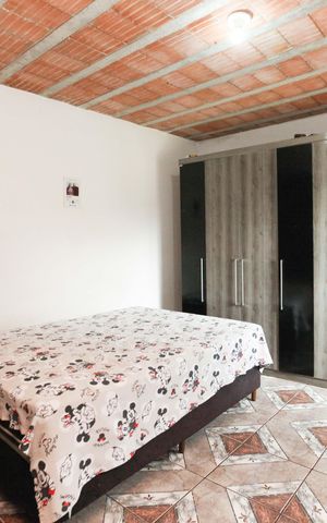 Casa à venda com 270m², 5 quartos e 1 vaga