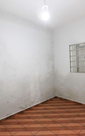 Casa à venda com 270m², 5 quartos e 1 vaga