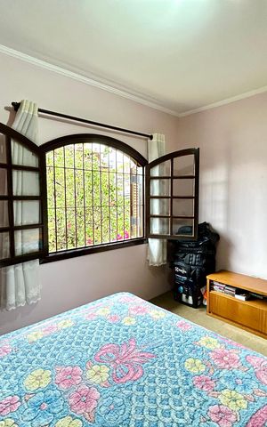 Casa à venda com 175m², 3 quartos e 2 vagas Casa à venda com 175m², 3 quartos e 2 vagasQuarto 2