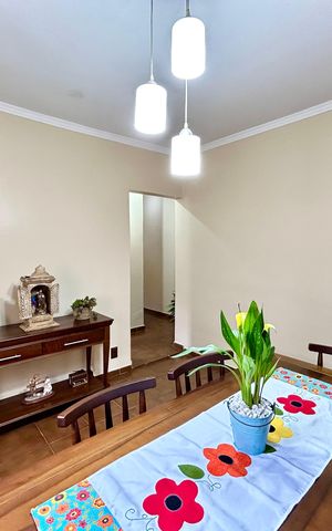 Casa à venda com 175m², 3 quartos e 2 vagas Casa à venda com 175m², 3 quartos e 2 vagasCopa