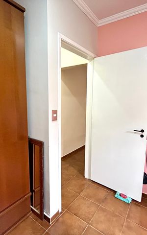 Casa à venda com 175m², 3 quartos e 2 vagas Casa à venda com 175m², 3 quartos e 2 vagasQuarto 1