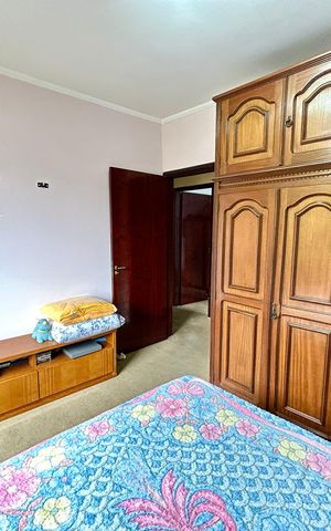 Casa à venda com 175m², 3 quartos e 2 vagas Casa à venda com 175m², 3 quartos e 2 vagasQuarto 2