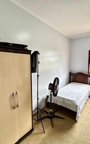 Casa à venda com 175m², 3 quartos e 2 vagas Casa à venda com 175m², 3 quartos e 2 vagasQuarto 3