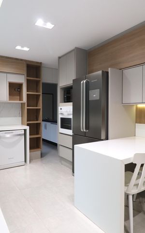 Casa de condomínio para alugar com 250m², 4 quartos e 4 vagasCozinha