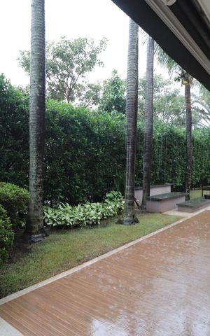 Casa de condomínio para alugar com 250m², 4 quartos e 4 vagasJardim