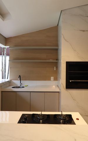 Casa de condomínio para alugar com 250m², 4 quartos e 4 vagasChurrasqueira