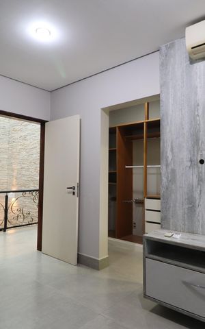Casa de condomínio para alugar com 250m², 4 quartos e 4 vagasQuarto 1 - Suíte