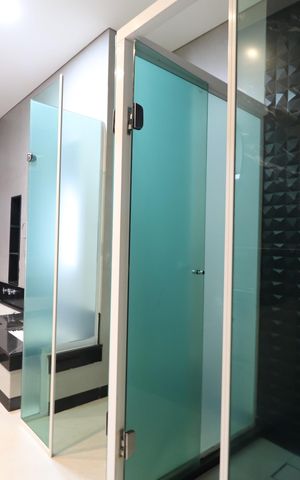 Casa de condomínio para alugar com 250m², 4 quartos e 4 vagasBanheiro do Quarto 4