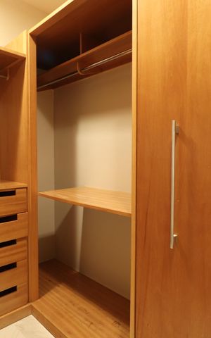 Casa de condomínio para alugar com 250m², 4 quartos e 4 vagasQuarto 4 - Suíte