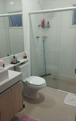 Casa à venda com 291m², 6 quartos e 2 vagasBanheiro