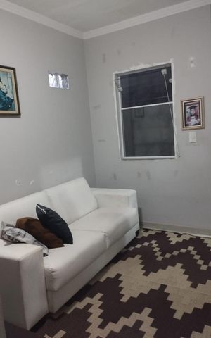 Casa à venda com 291m², 6 quartos e 2 vagasSala