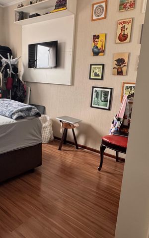 Casa à venda com 160m², 3 quartos e 3 vagas Casa à venda com 160m², 3 quartos e 3 vagasQuarto