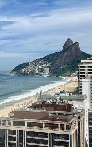 Studio à venda com 45m², 1 quarto e sem vaga Studio à venda com 45m², 1 quarto e sem vagaVista