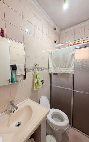Casa à venda com 199m², 4 quartos e 3 vagasBanheiro Social 2