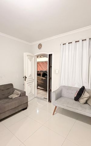 Casa à venda com 199m², 4 quartos e 3 vagasSala