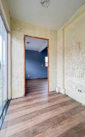 Casa à venda com 48m², 2 quartos e sem vaga Casa à venda com 48m², 2 quartos e sem vagaEspaço Multiuso