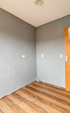 Casa à venda com 48m², 2 quartos e sem vaga Casa à venda com 48m², 2 quartos e sem vagaQuarto 1