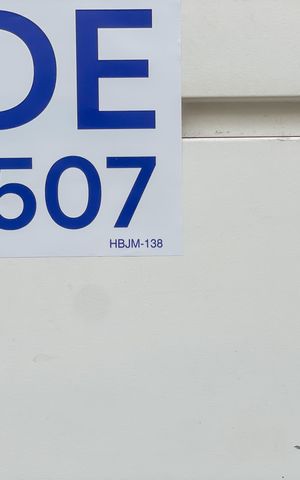 Casa à venda com 48m², 2 quartos e sem vaga Casa à venda com 48m², 2 quartos e sem vagaHBJM-138