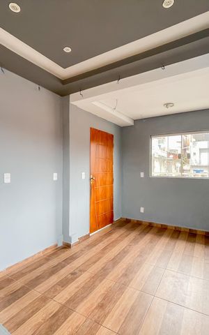 Casa à venda com 48m², 2 quartos e sem vaga Casa à venda com 48m², 2 quartos e sem vagaSala