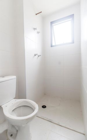 Apartamento à venda com 86m², 2 quartos e 2 vagas Apartamento à venda com 86m², 2 quartos e 2 vagasBanheiro da Suíte